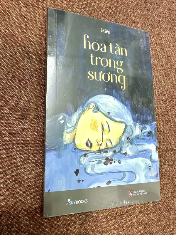 Hoa Tàn Trong Sương