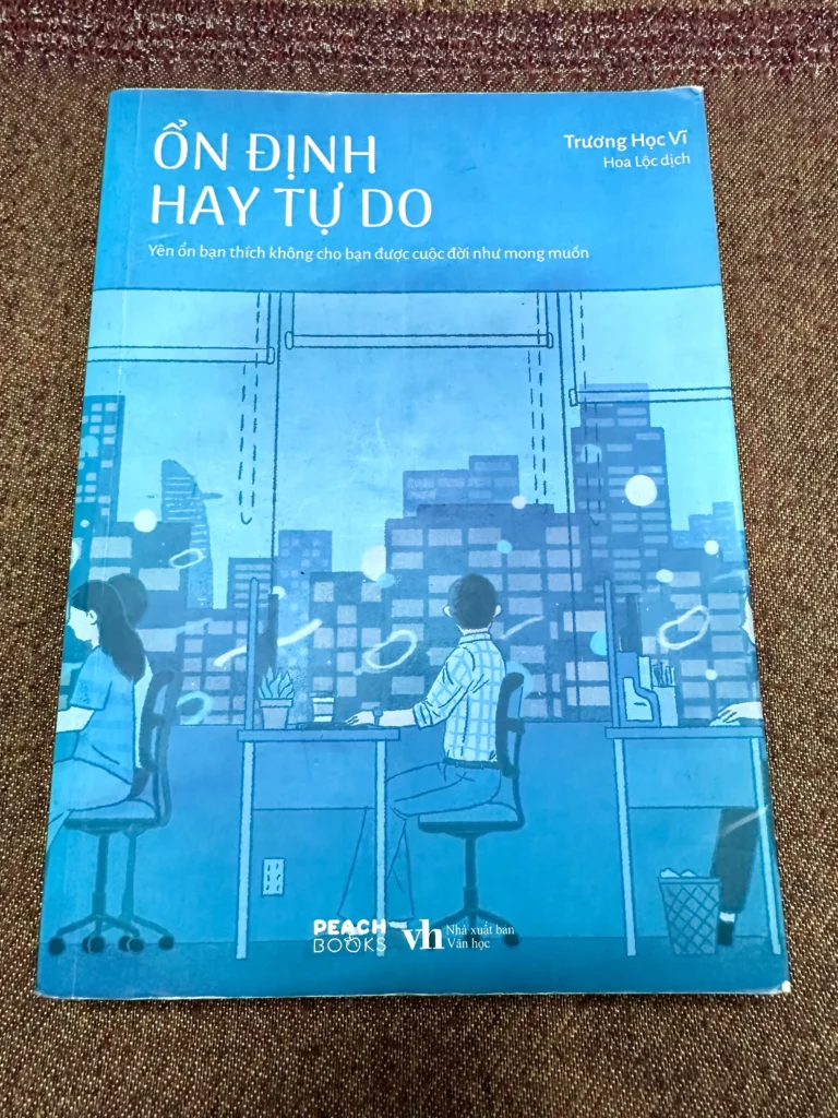 Ổn Định Hay Tự Do
