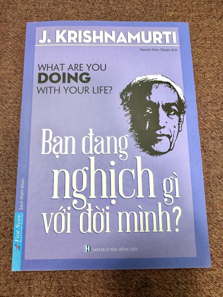 Bạn Đang Nghịch Gì Với Đời Mình