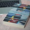 Xứ sở diệu kỳ tàn bạo và chốn tận cùng thế giới (Haruki Murakami)