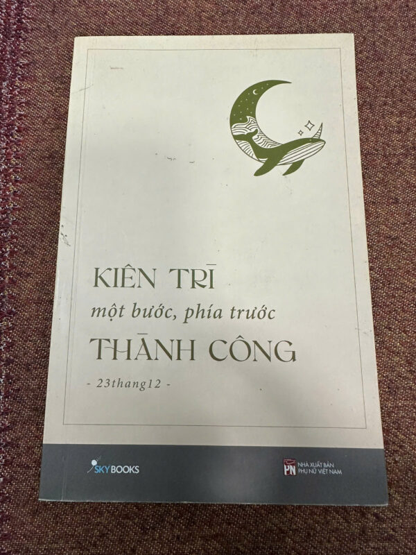 Kiên trì một bước phía trước thành công